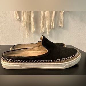 Ugg slides size 7.5